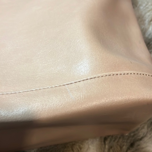 Matt & Nat Vegan Leather Bag Almond or Cream Color EUC - Picture 6 of 6